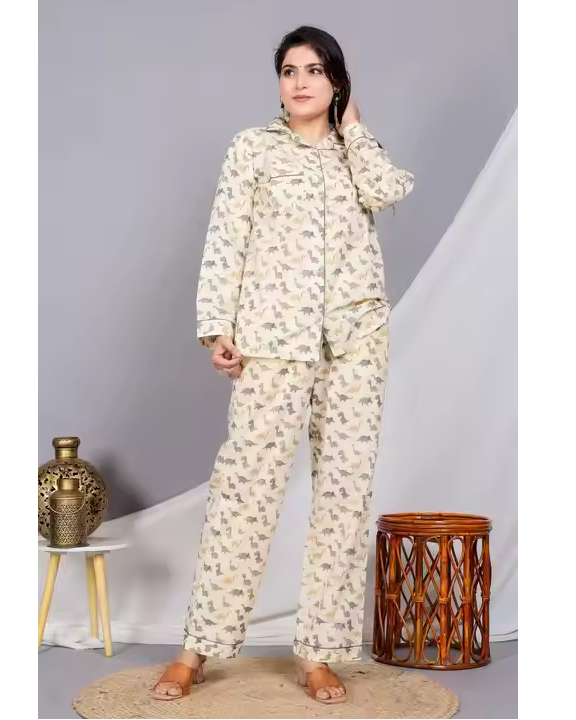 Fashionable Women Pajama Set with Animal Pattern Long Sleeve Top and Full Length Bottoms Soft and Breathable for Nightwear - Image 2